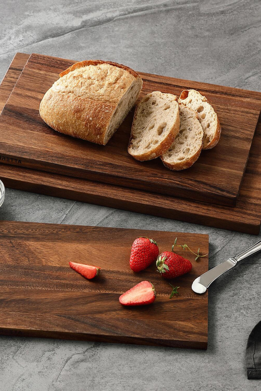 Valnød skærebræt - L38 cm